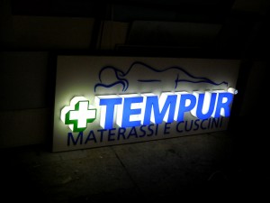 Insegna scatolata acrilica "Tempur" (Torino)