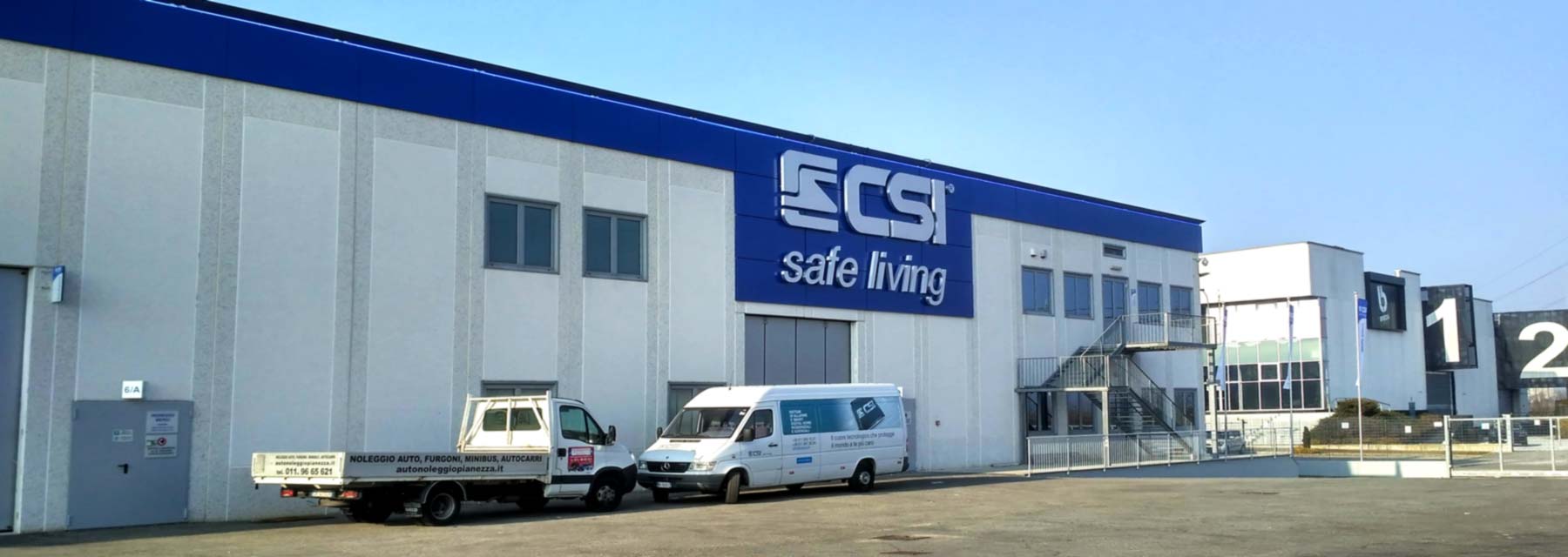 csi-safe-living-maxi-insegne-pannellature-insegne-italia