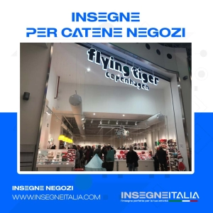 insegne luminose catene negozi